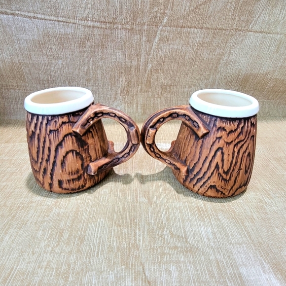 Vtg Treasure Craft mugs w/ horseshoe handles set of 2 Great for cabin for decor - Picture 3 of 6
